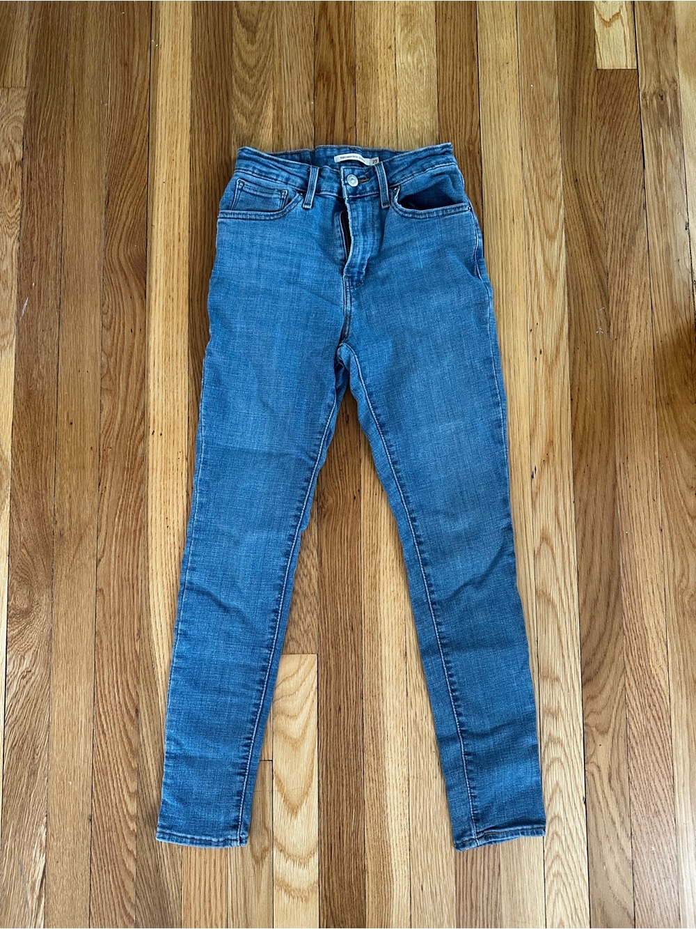 Levi’s Women’s Blue 721 High Rise Skinny Jeans